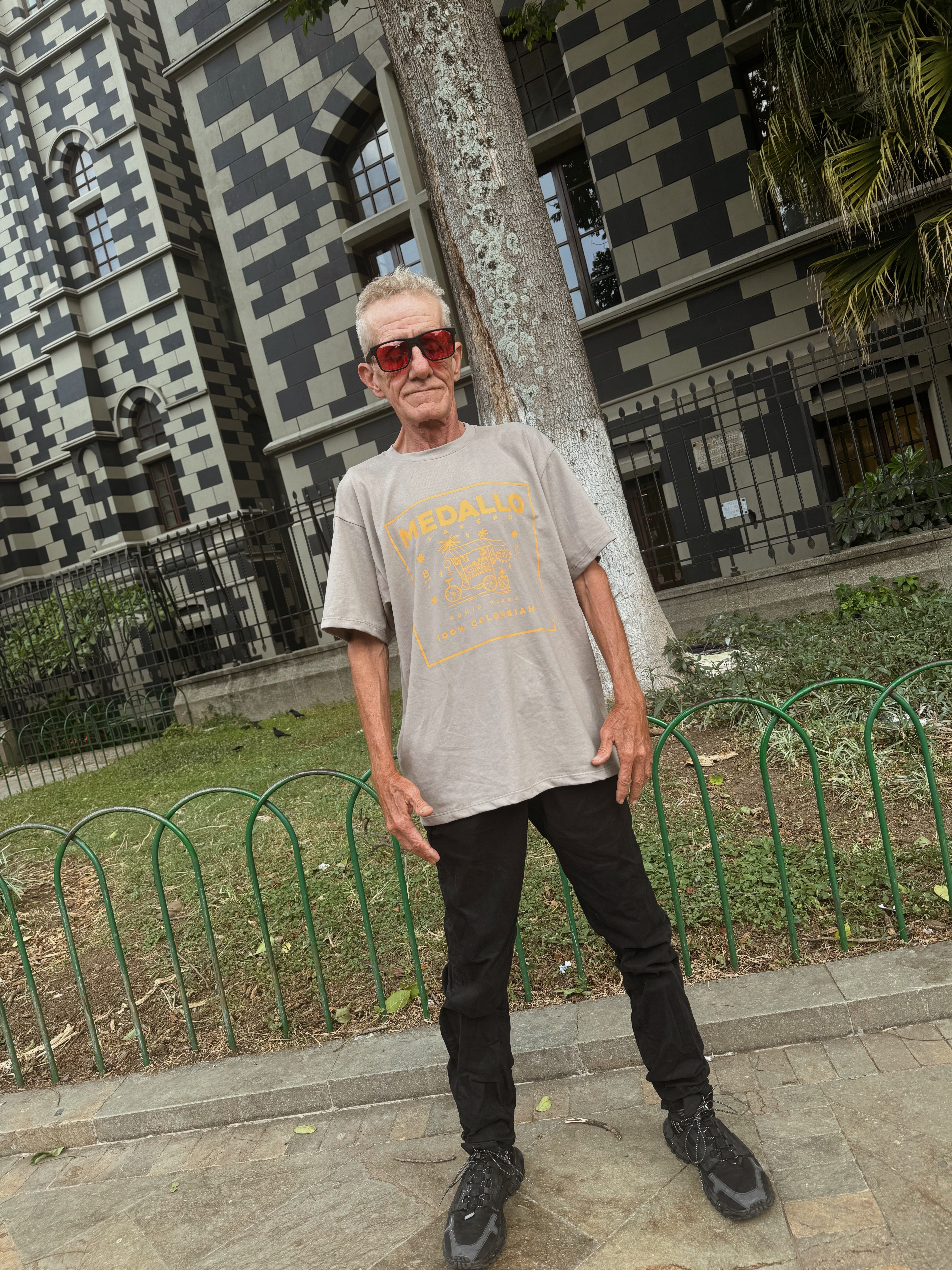Camiseta Oversize unisex Medallo Playero (Algodón 230gr)