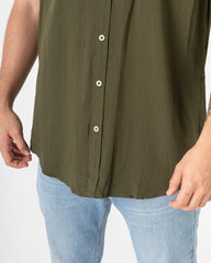Camisa hombre cuello mao Ladrilleros verde militar (Chalis)
