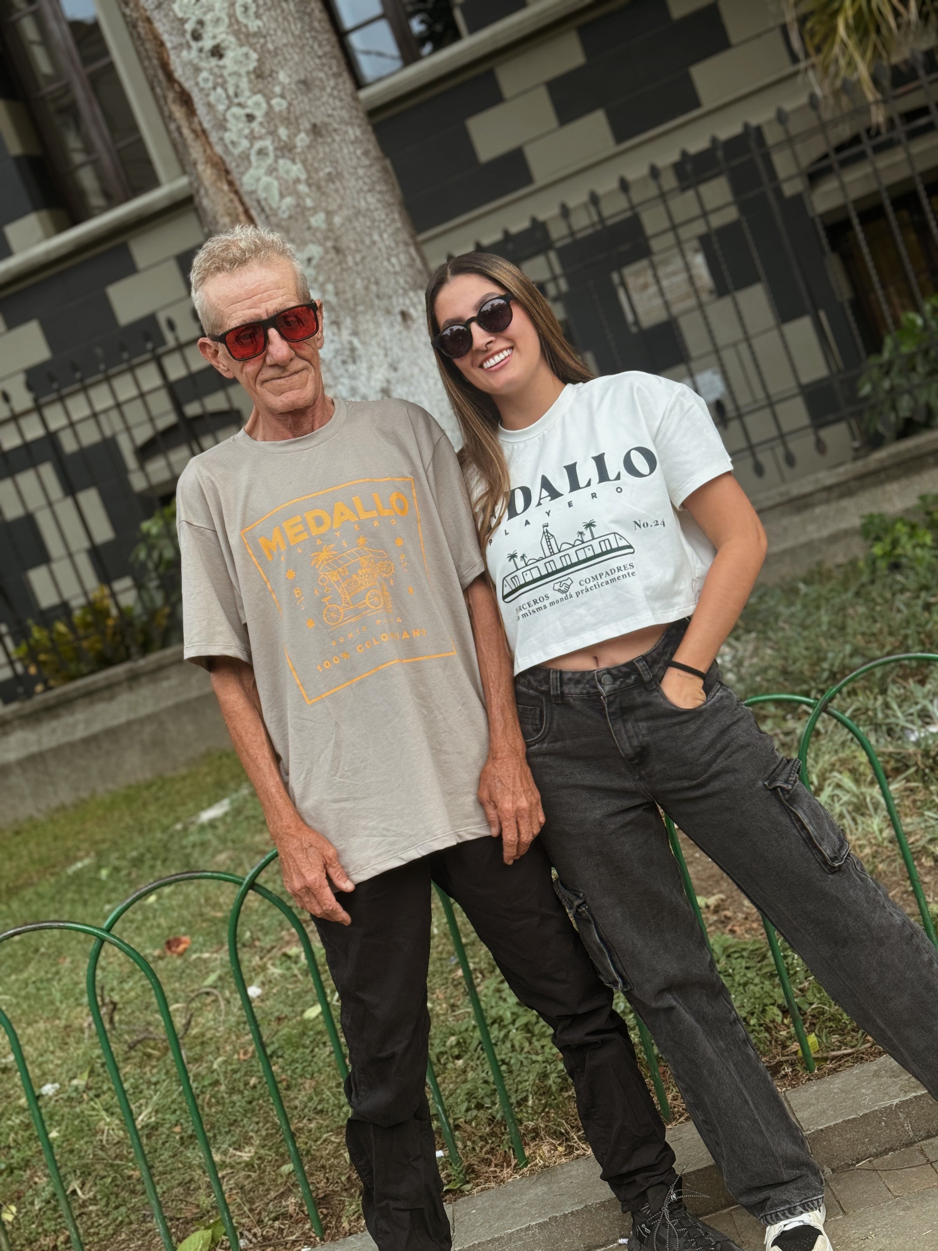 Camiseta Oversize unisex Medallo Playero (Algodón 230gr)