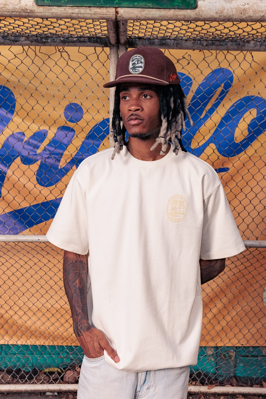 Camiseta Unisex Básica Futbol Criollo Cruda