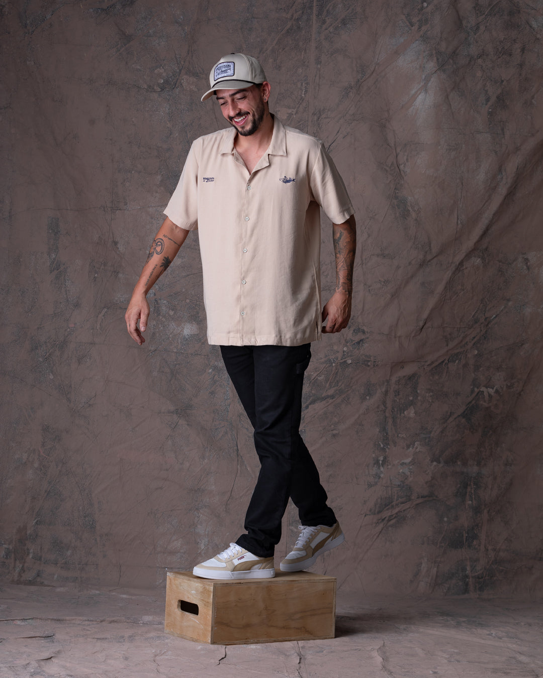 Camisa Unisex Dunan X Bohío Caqui (Rayón)