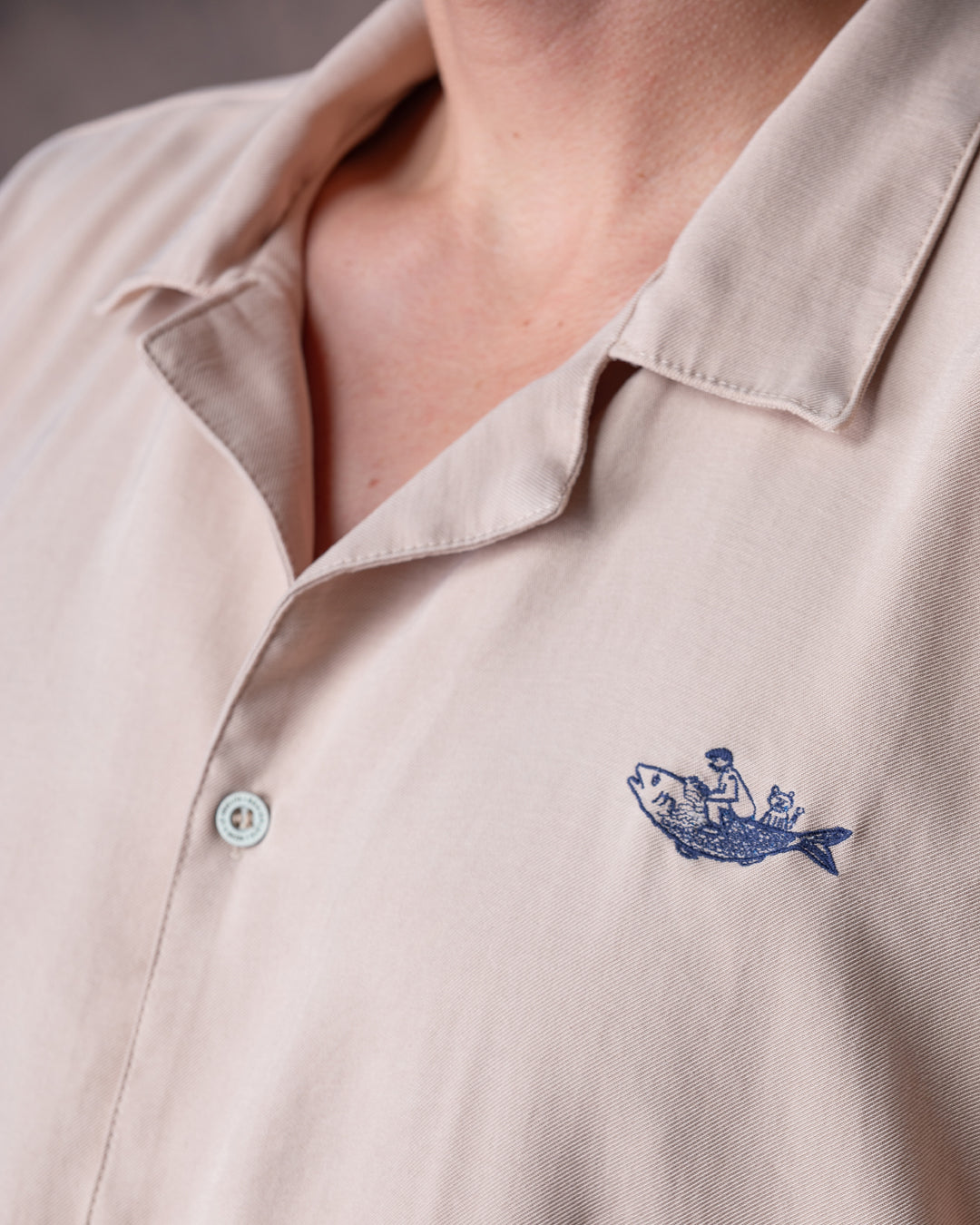 Camisa Unisex Dunan X Bohío Caqui (Rayón)