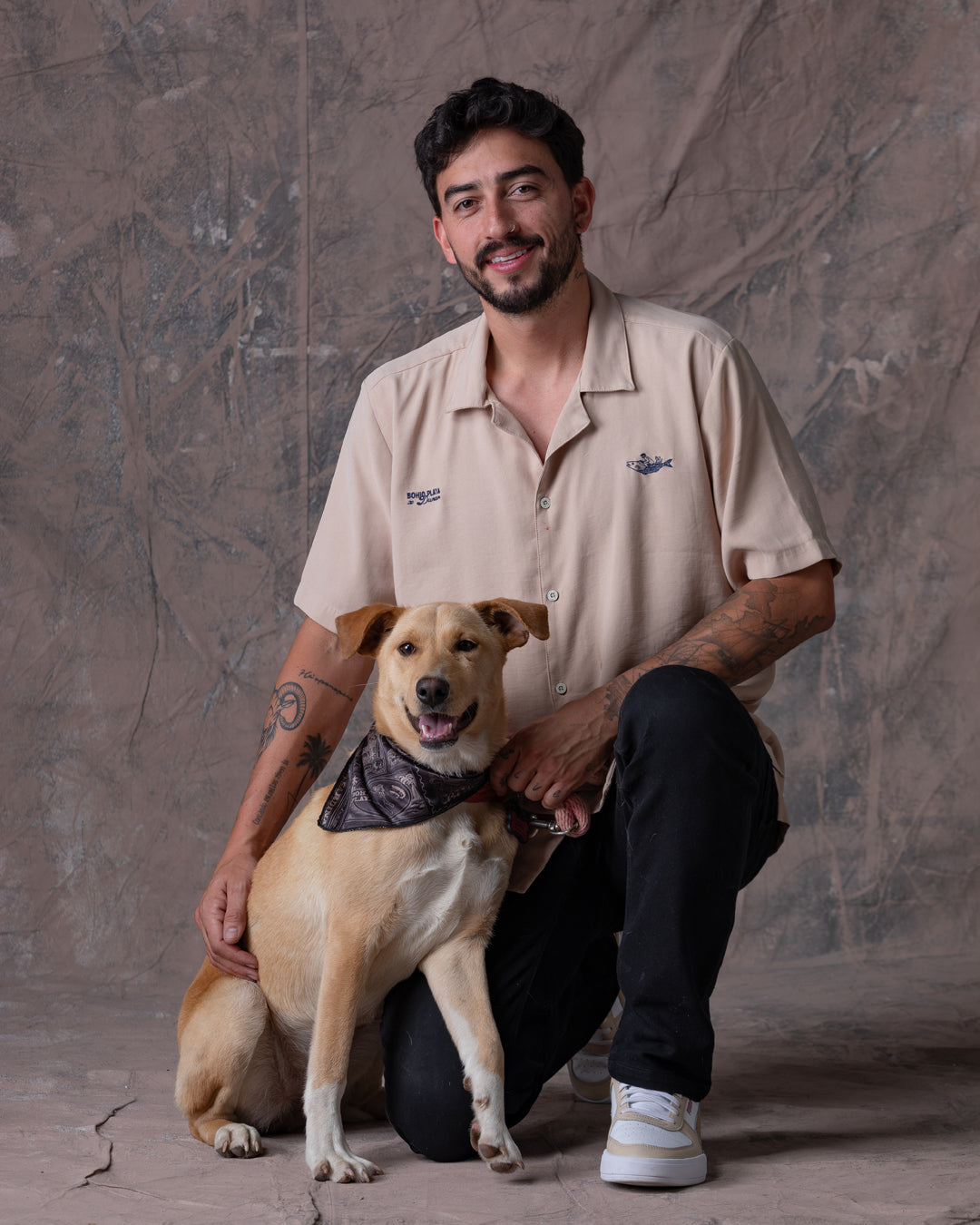 Camisa Unisex Dunan X Bohío Caqui (Rayón)