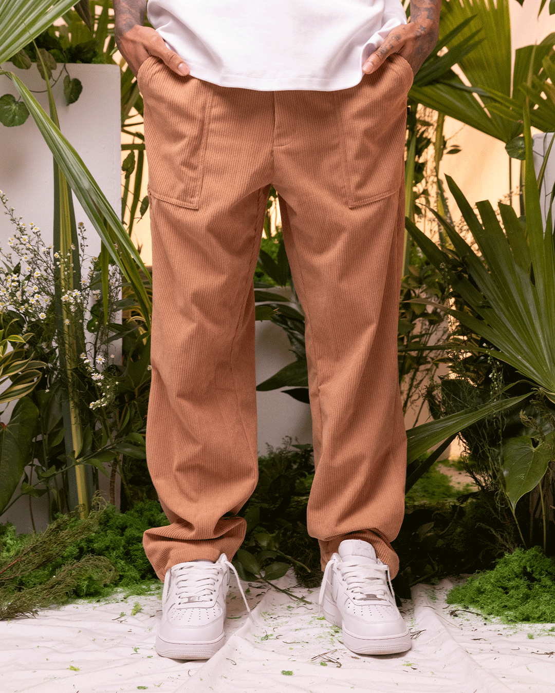 Pantalón Unisex Café (Corduroy)