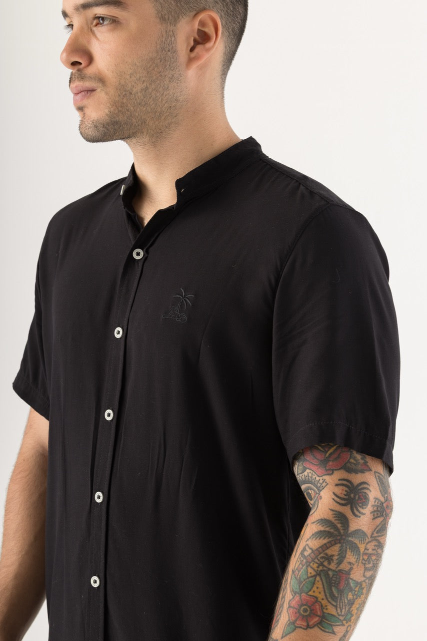 Camisa Hombre Cuello Mao Negra Solano (Chalis)