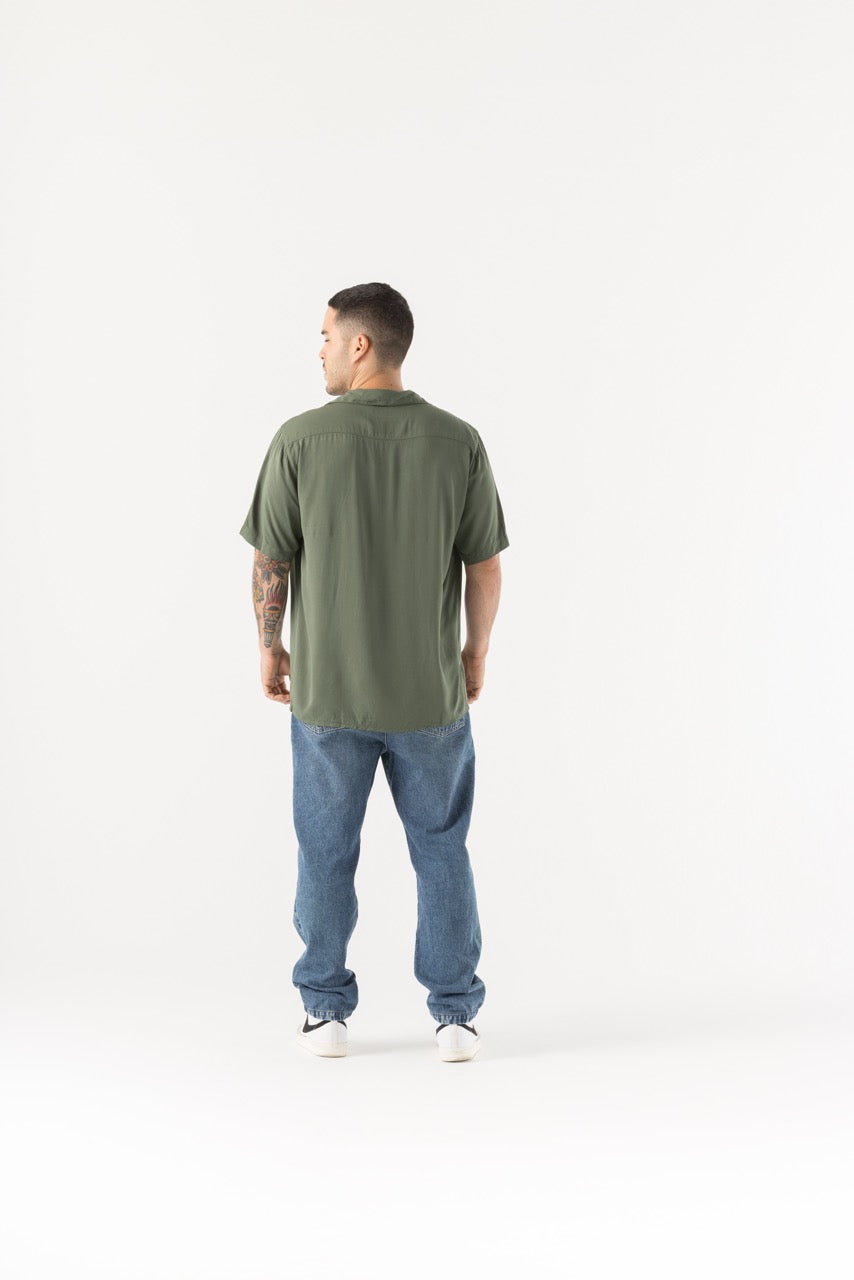 Pack X3 camisas hombre: Caqui, Verde, Negra